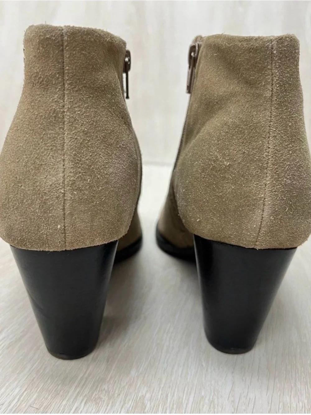 Vionic Suede Booties Studded Orthaheel Georgia Oat Ankle Boots